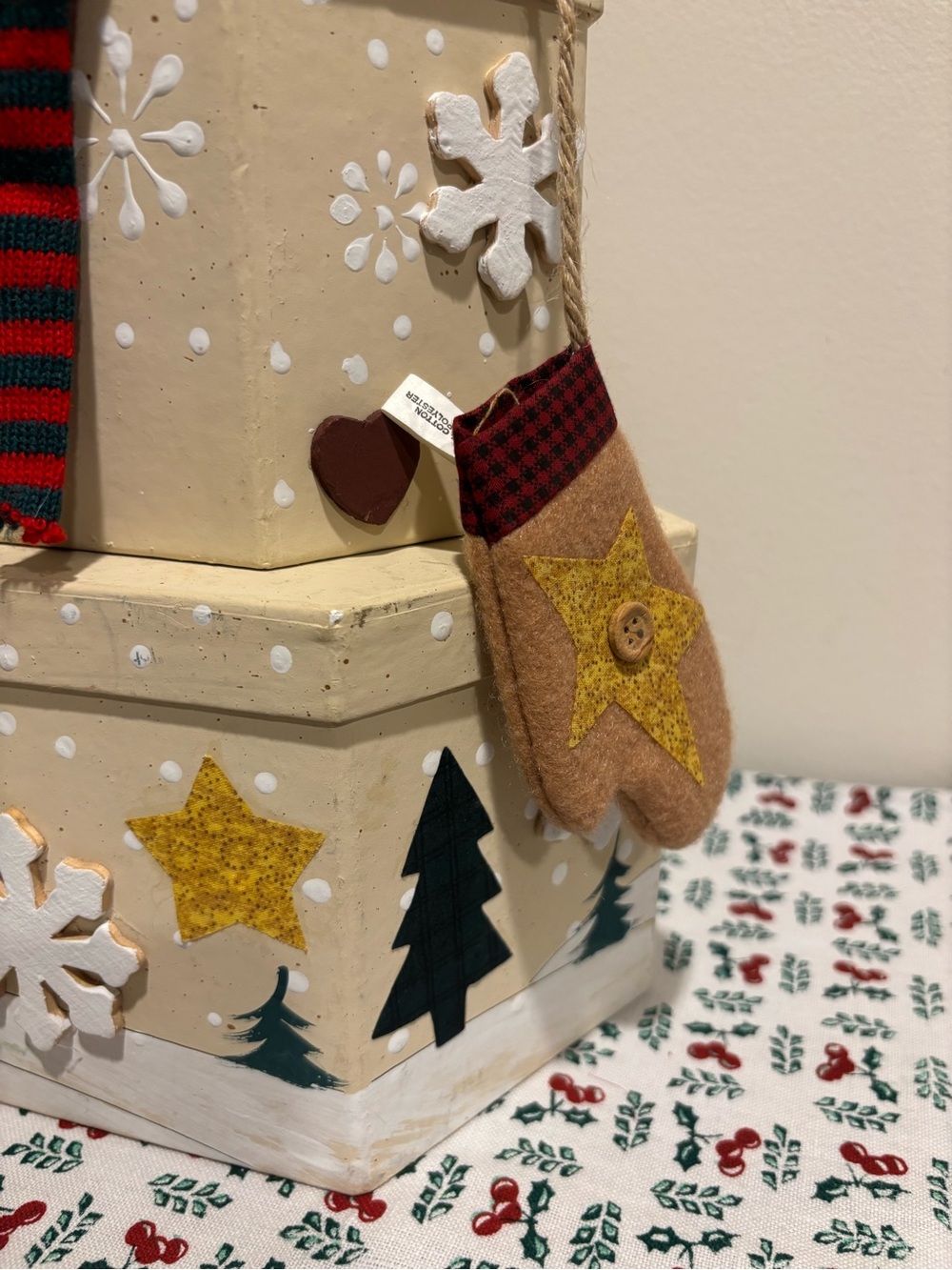 Holiday Snowman Decorative Stackable Box - Cream with Red & Green Scarf - Picture 5 of 10